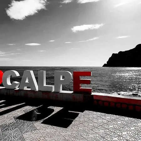 Gema - Plusholidays Vila Calpe