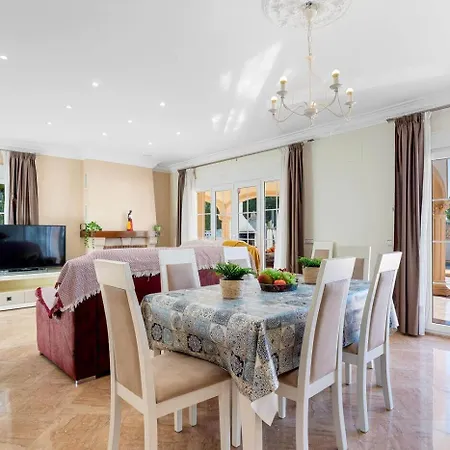 Villa Gema - Plusholidays